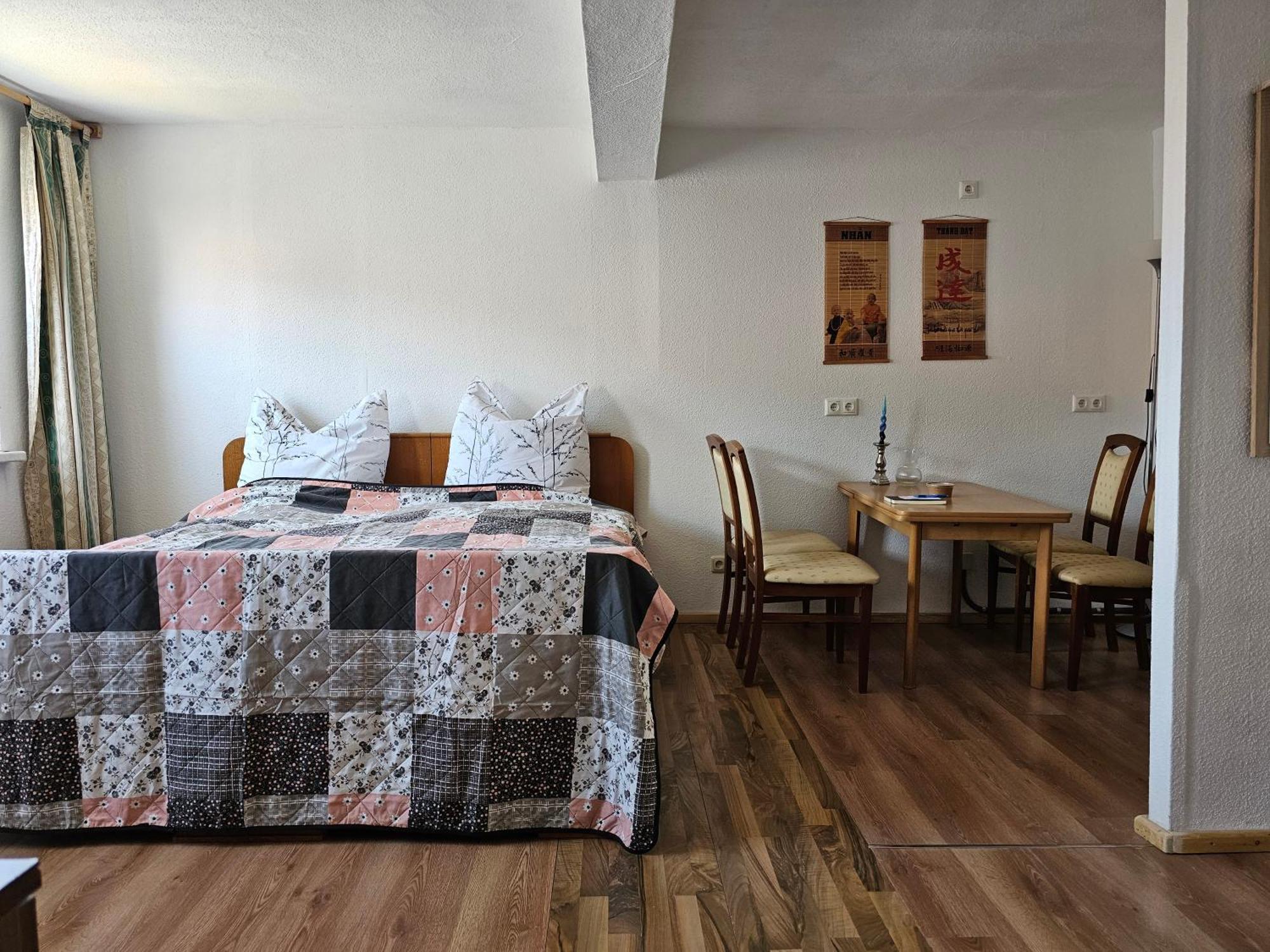 Ferienwohnung In Stadtroda Exteriör bild